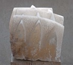 17. Titel Fragment I. Jahr 2007. Material Alabaster. Masse 30x30x25cm
