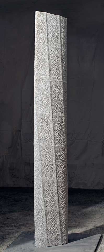 2011. Cristallina Marmor. 240x40x20cm