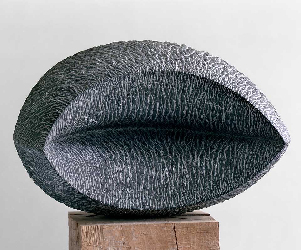 1995. Nero Marquina. Kalkstein. 64x50x40cm