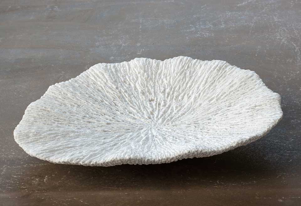 2012. Alabaster. 7x30x35cm.jpg